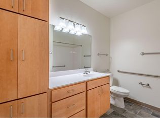 7945 Tree Ln #YKFWVM3FY, Madison, WI 53717