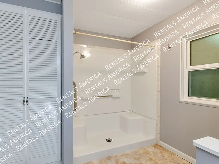 10684 N Stromboli Ave — Photo 18