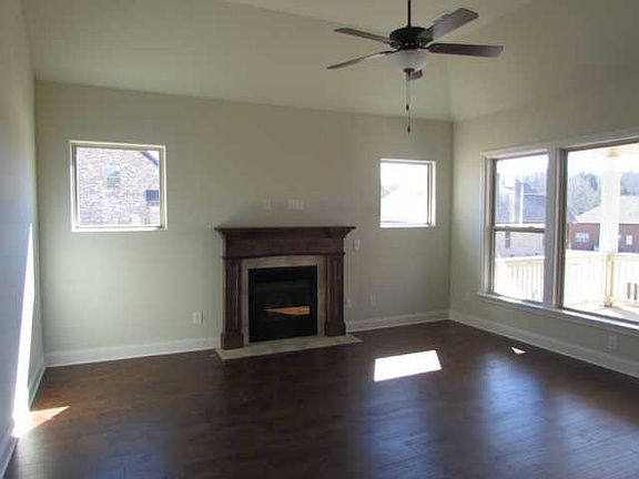 4th image of 820 Rolling Creek Dr Lot 228