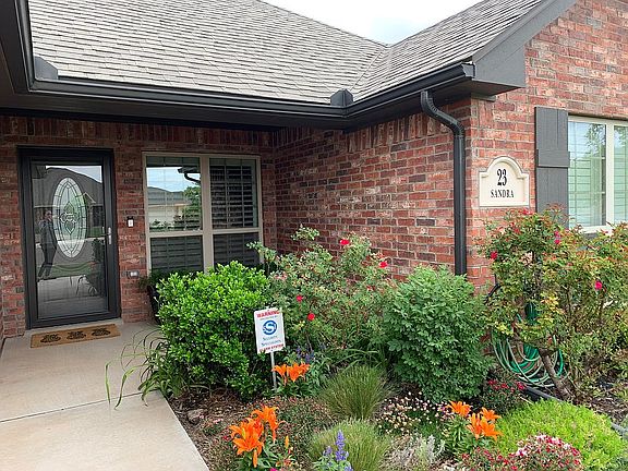 Established front flower bed