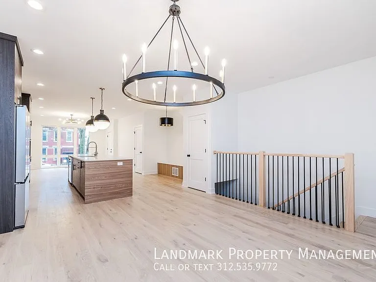 1726 W Cullerton St #1 — Photo 13