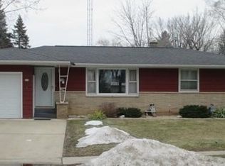 223 E Park St, Montello, WI 53949