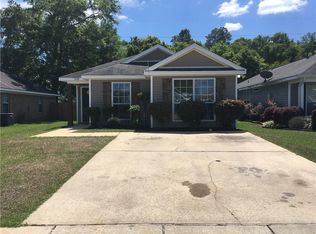 8945 Spring Grv S, Mobile, AL 36695