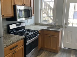 149 Union St APT 2, Rockland, MA 02370