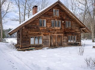 45 Hoppen Rd, New Hartford, CT 06057