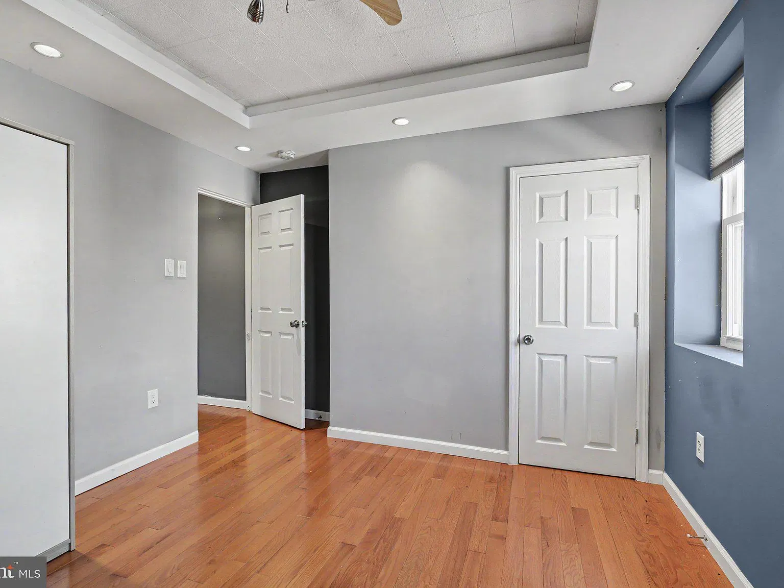 2 bed, 2.0 bath, 820 sqft, $1,950 — Photo 3