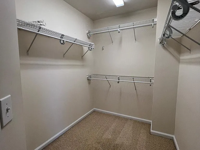 12815 Bullock Greenway Blvd — Photo 18