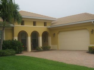 10522 Azzurra Dr, Fort Myers, FL 33913