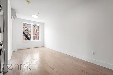 Rented by Rennit Inc.