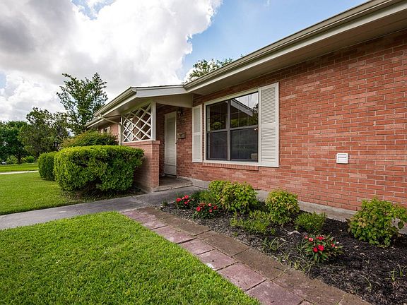 2nd image of 258 Gazel Dr
