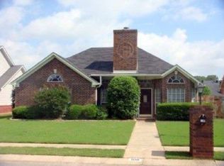 108 Stratshire Ln, Pelham, AL 35124