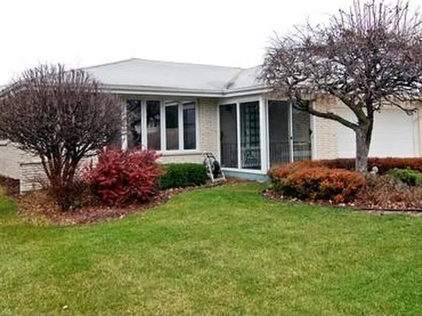 8144 Bunker Dr, Orland Park, IL 60462