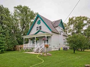 5021 W Netherwood Rd, Oregon, WI 53575
