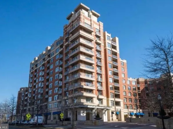 3650 S Glebe Rd, Arlington, VA
