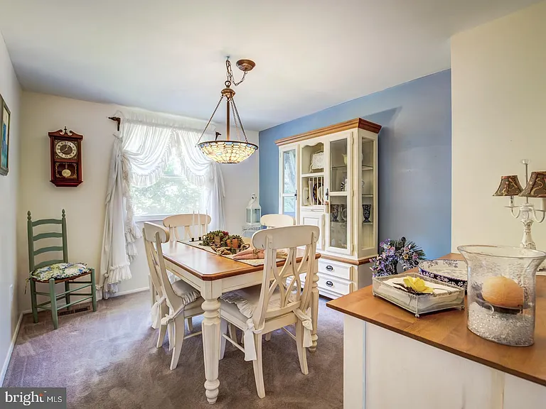 12390 Boncrest Dr — Photo 6
