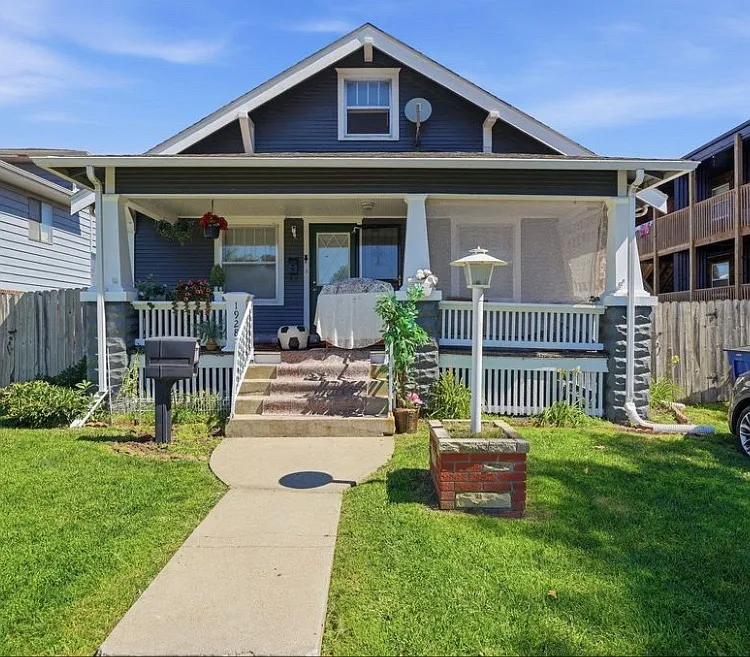 1928 J St