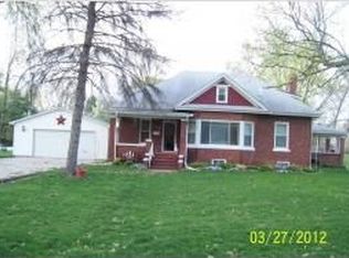 119 Lakeview Dr, East Galesburg, IL 61430