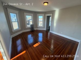 244 Orange St #2, Springfield, MA 01108