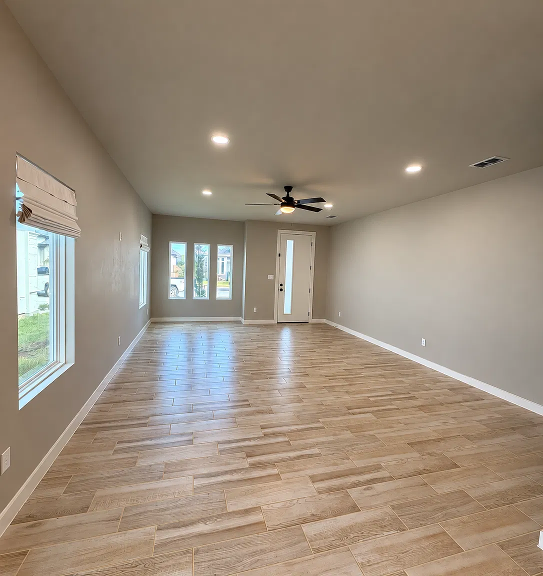 4 bed, 1523 sqft, $2,300 — Photo 2