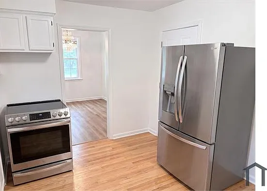 3 bed, 1591 sqft, $1,570 — Photo 2