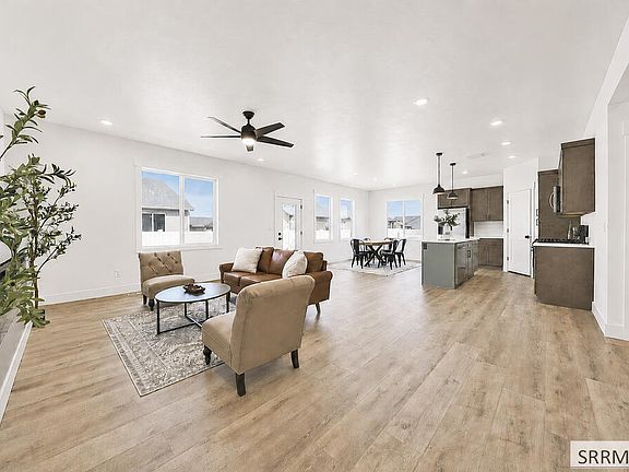 3rd image of 314 Poppy St