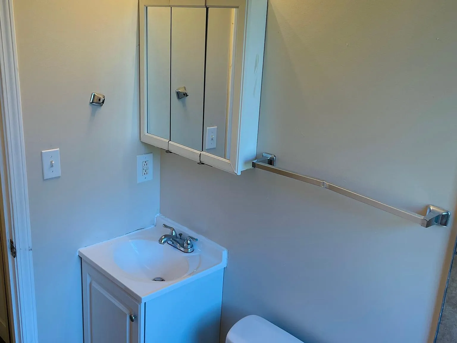 5356 Page Blvd — Photo 4