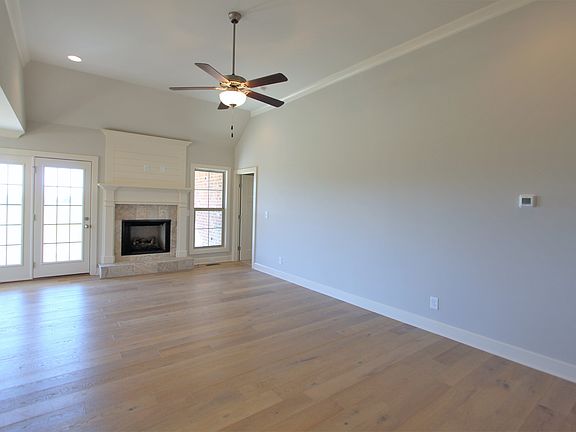 4th image of 552 Dexter Dr #34-C