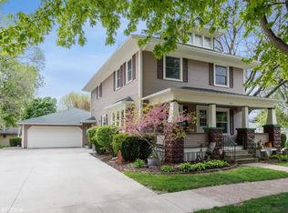 701 E Jefferson St, Washington, IA 52353