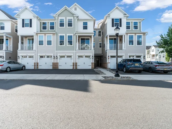 731 Station Rd, Dunellen, NJ