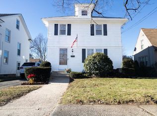 54 Gillette Ave, Springfield, MA 01118