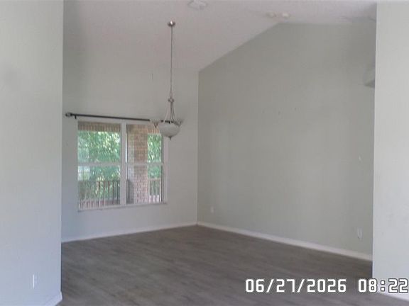 3rd image of 1638 W Akron Dr