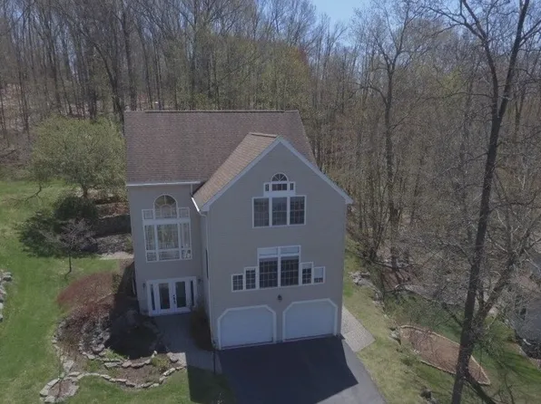 7 Tree Top Way, Methuen, MA 01844