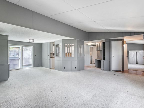 5th image of 12514 Bonnie Ln