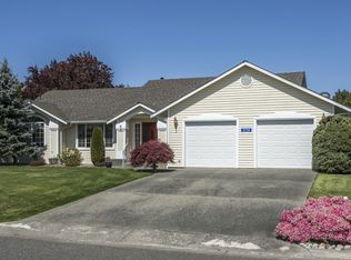 12136 Bayhill Dr, Burlington, WA 98233