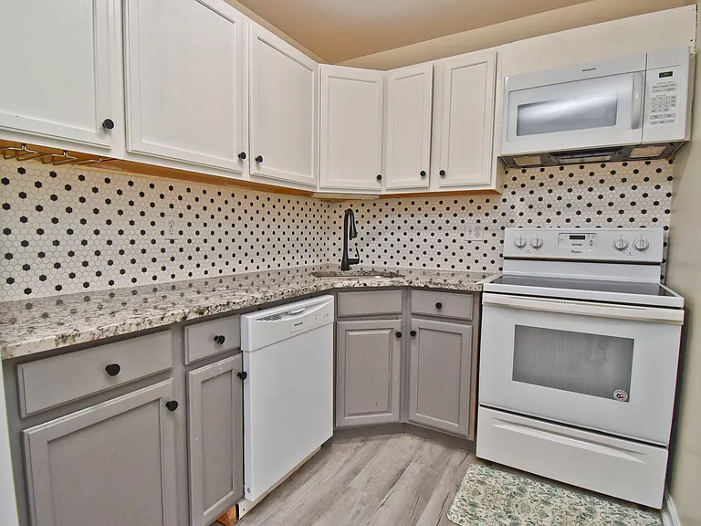 602 Fish Hill Rd — Photo 5