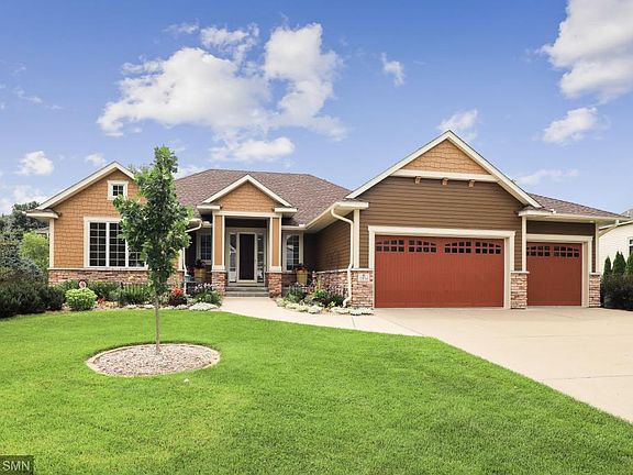 2nd image of 2914 Aspen Lake Dr NE