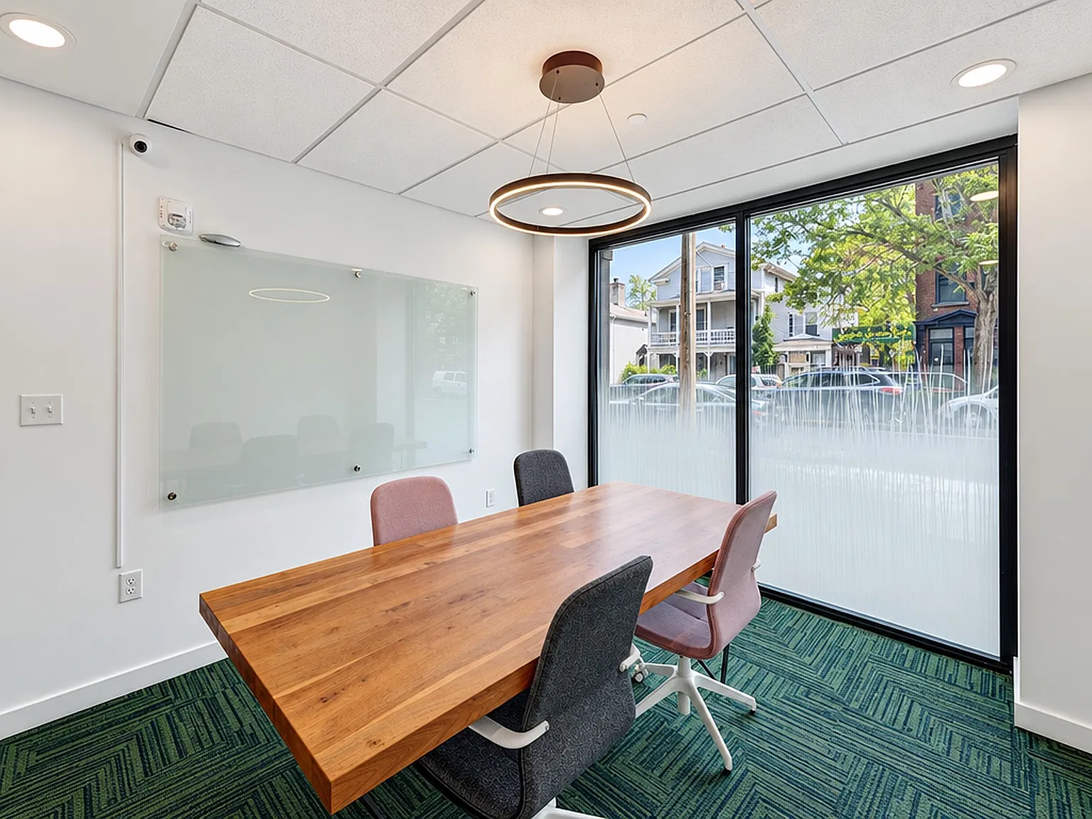 Studio, 425 sqft, $1,795 — Photo 4