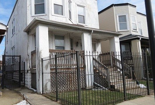 2nd image of 1517 N Laramie Ave