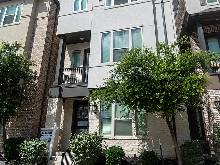 2216 Palomino St — Photo 13