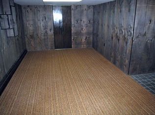 1102 Westwood Ln, Manitowoc, WI 54220