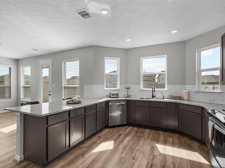 15631 Tawny Stark Dr — Photo 17