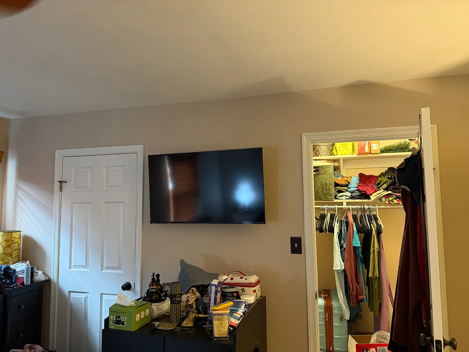 1 bed, 2.5 bath, 1400 sqft, $1,050 — Photo 4