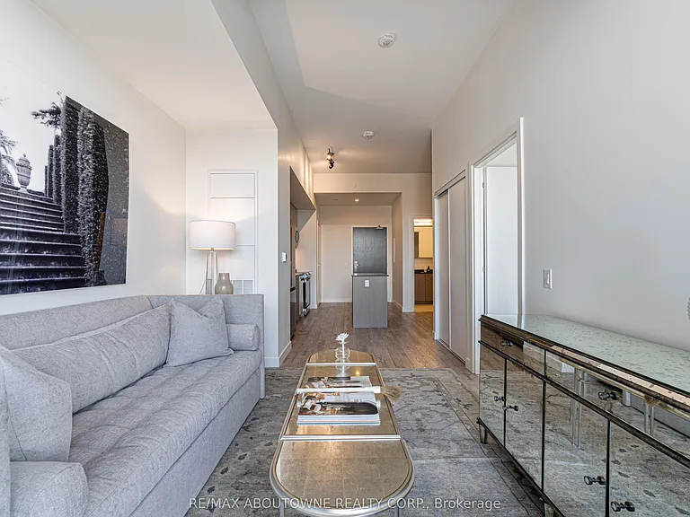 125 Bronte Rd #AO315 — Photo 6