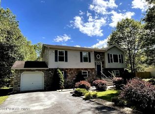 1216 S Glade Dr, Long Pond, PA