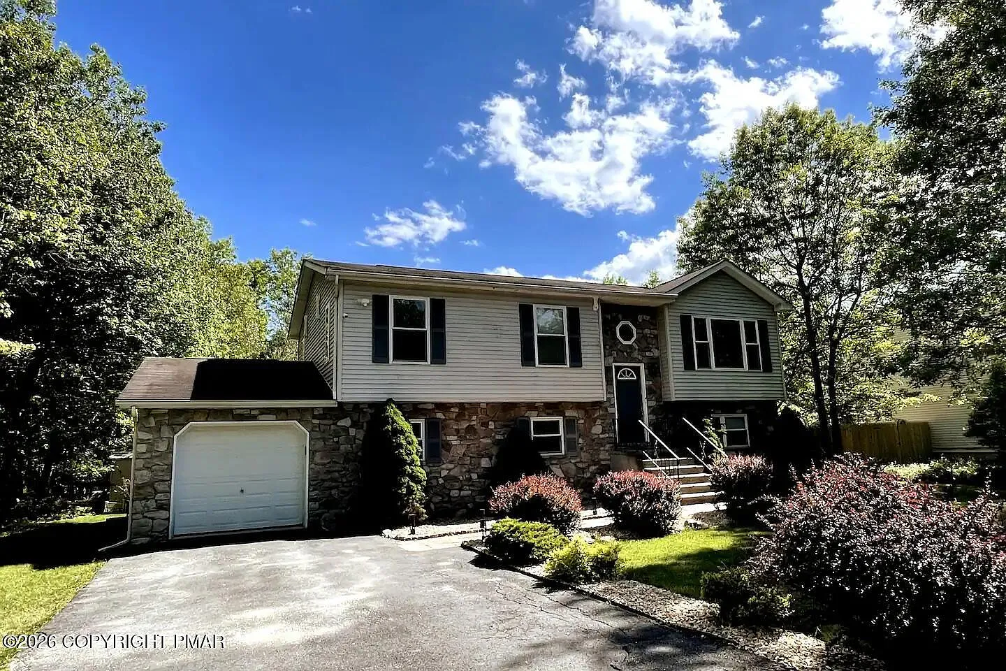 1216 S Glade Dr photo 1