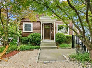 130 N Water St, Greenwich, CT 06830