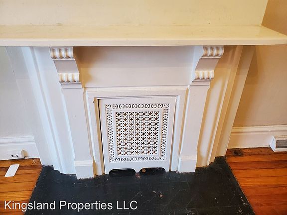 3rd image of 2734 Armand Pl #2734B