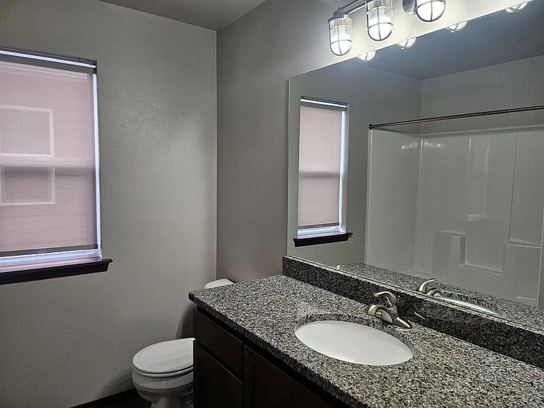 488 S Kansas Loop — Photo 11