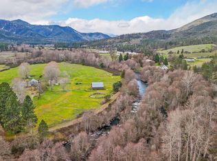 9659 Dunlap Rd, Jacksonville, OR 97530