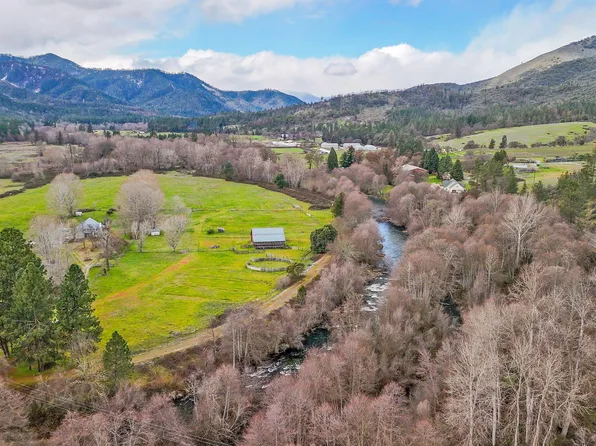 9659 Dunlap Rd, Jacksonville, OR 97530